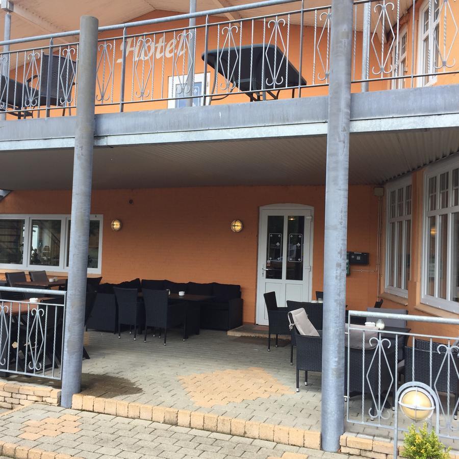 Hotel Klover Es Hellevad Exterior foto